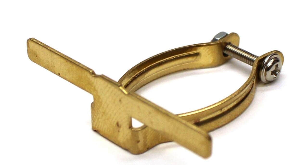 A Sanborn Corporation Screw On Night Light Clip - 12 Pack